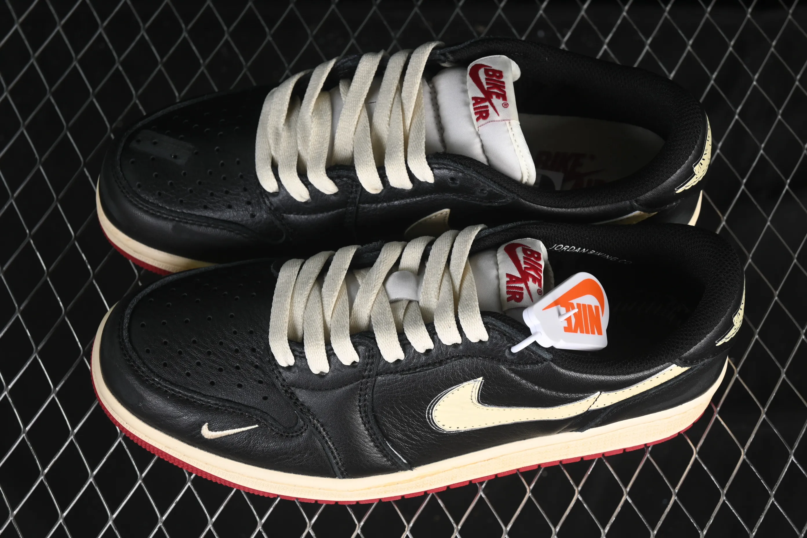 All categories Air Jordan Jordan series basketball shoes Air Jordan 1 Low P version pure original Nigel Sylvester x Air Jordan 1 Low AJ1 Joe 1 joint low-top cultural casual sneakers IB8958-001